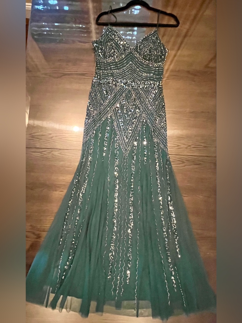 Emerald Beaded Spaghetti-Strap Evening Gown Size Juniors 11/13 Fits Women’s 6/8